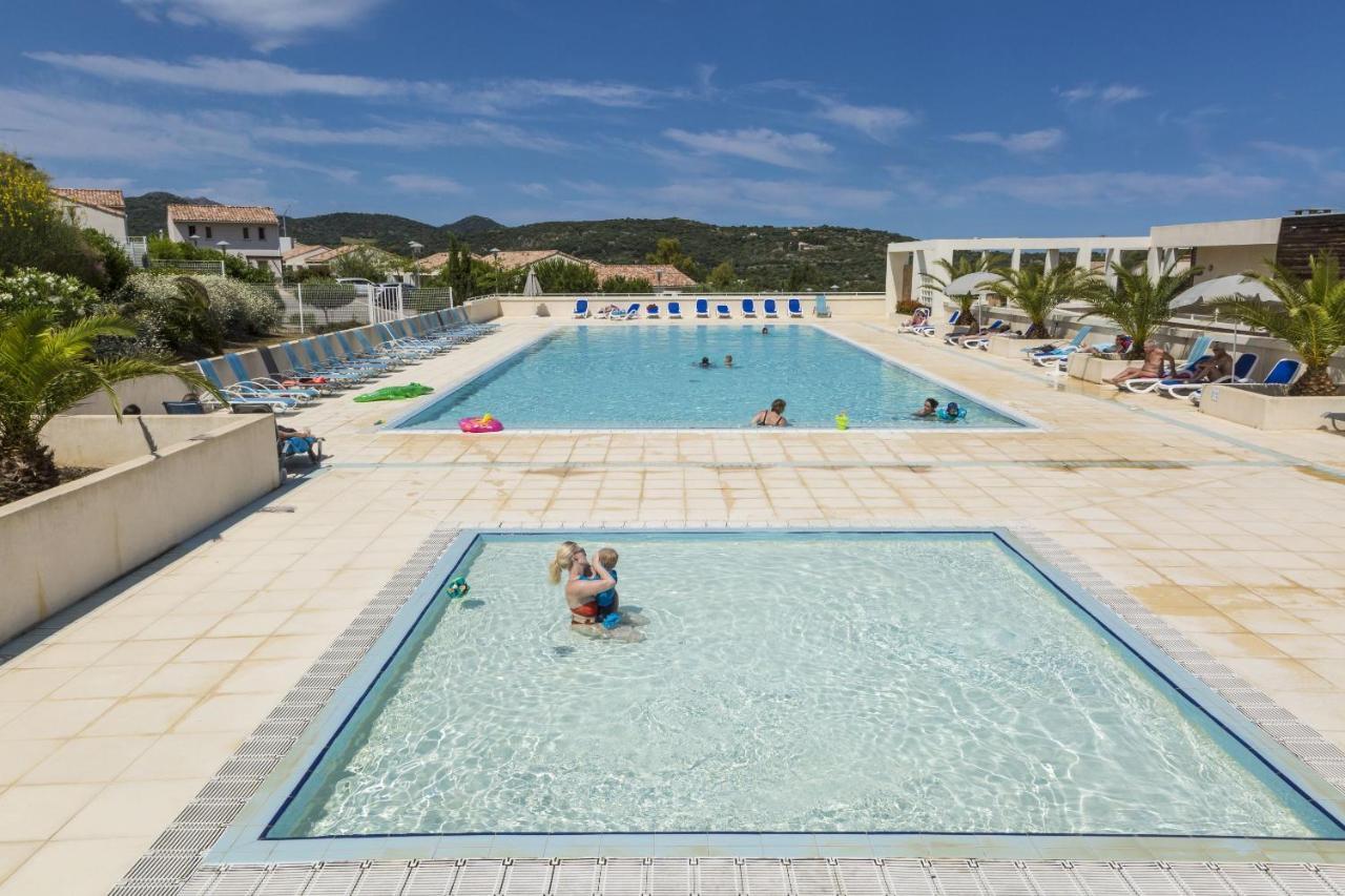 Residence Odalys Les Villas De Bel Godere 贝尔戈代尔 外观 照片